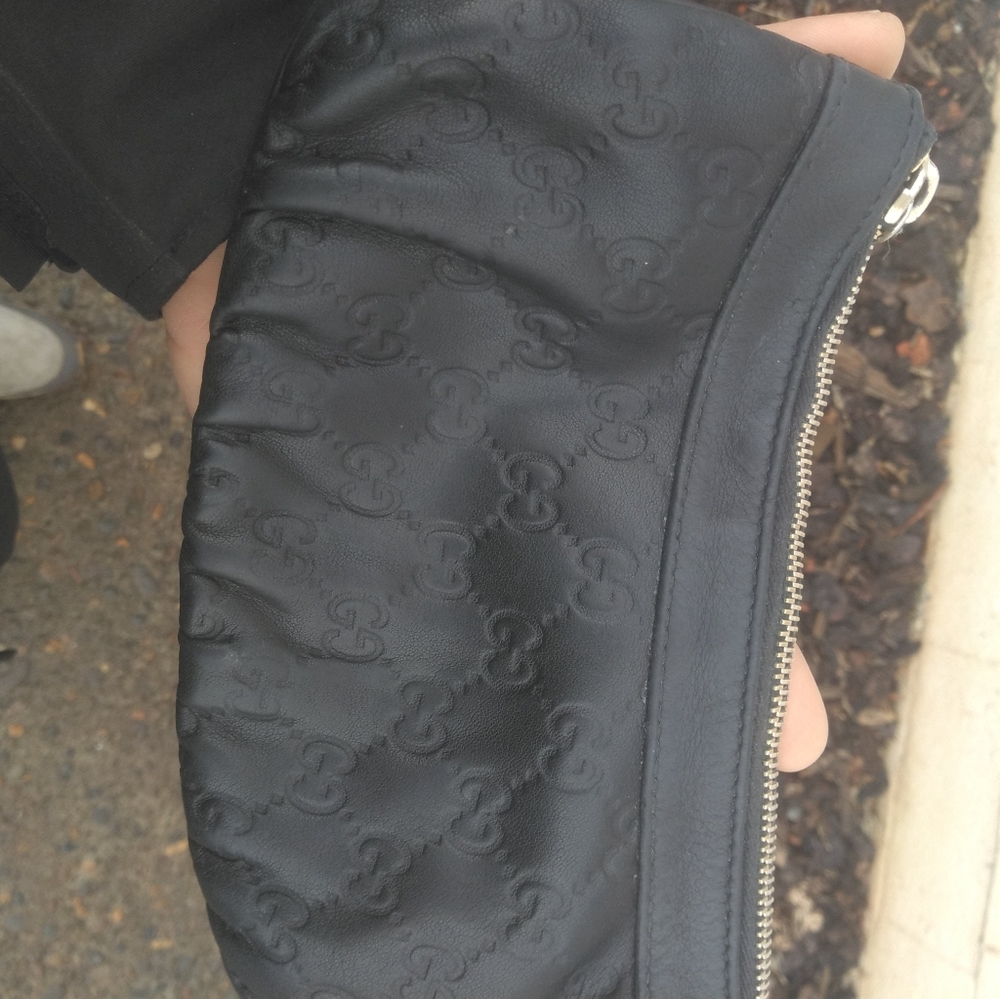 Gucci wrist wallet